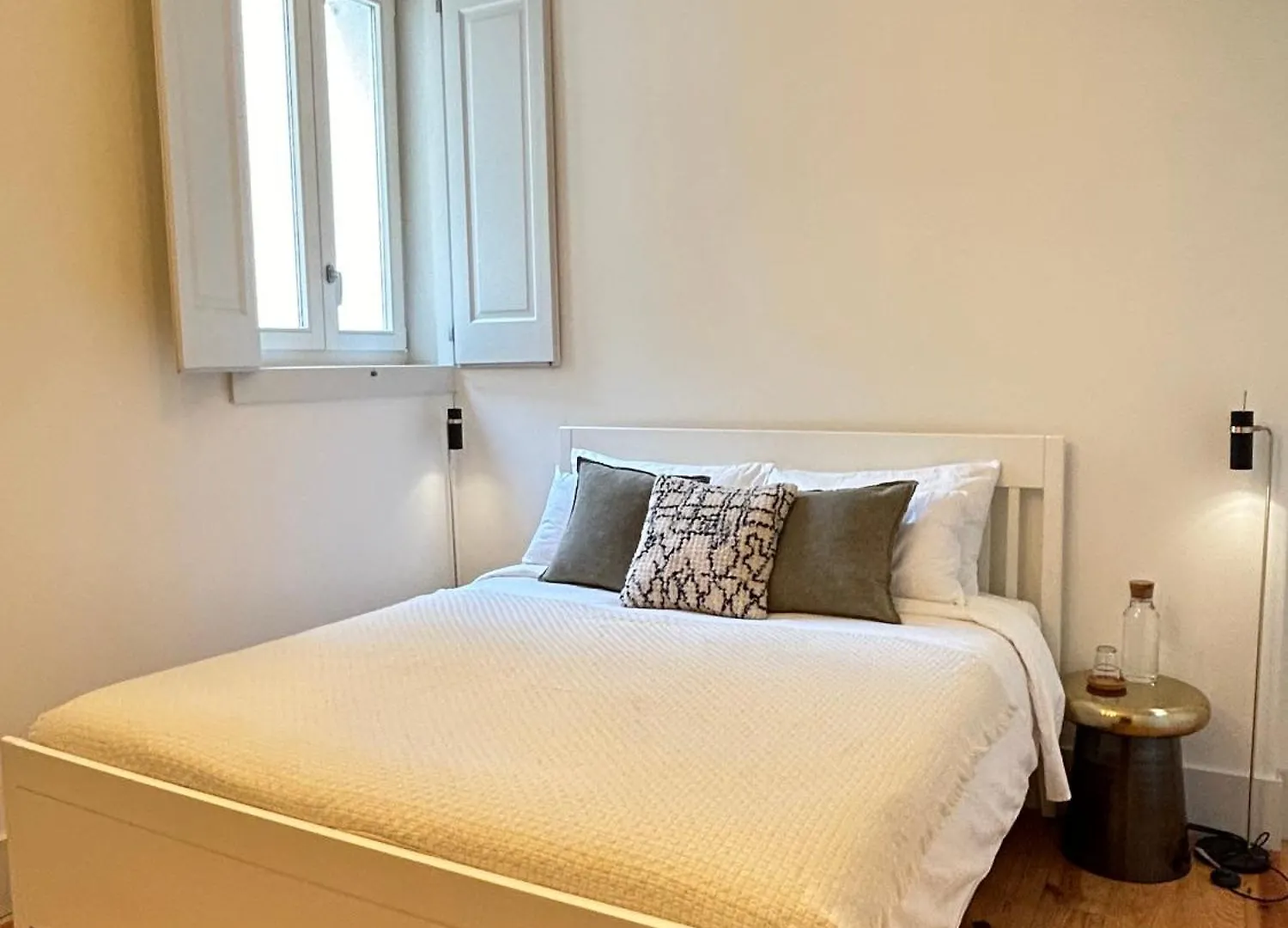 Santa Justa Bedroom Shared Wc 리스본 홈스테이
